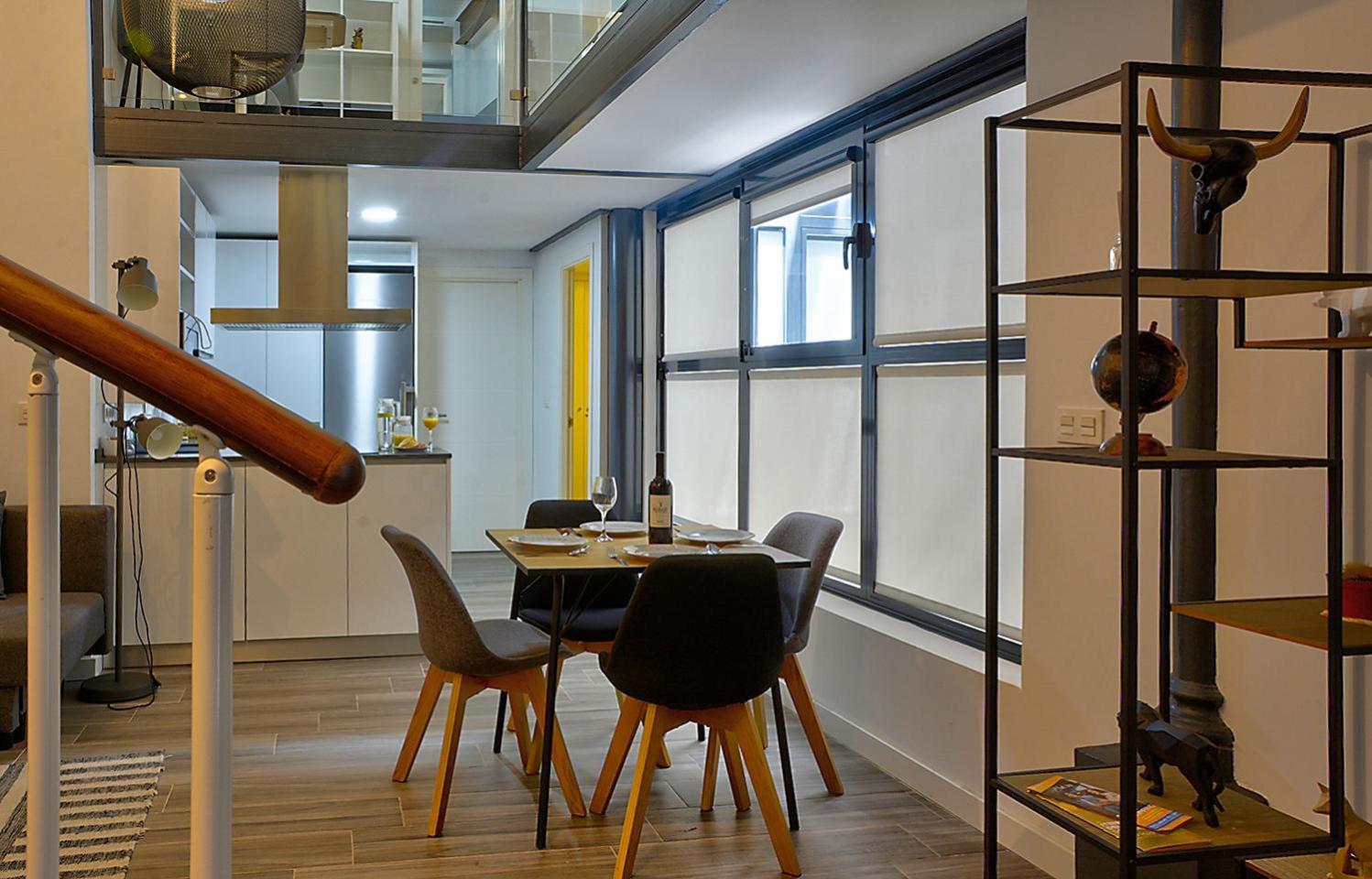 Duplex Moderno En Alameda Lägenhet Sevilla Exteriör bild